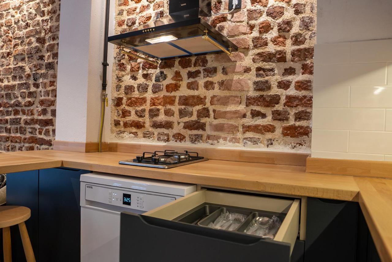 Alness Residence Истанбул Екстериор снимка